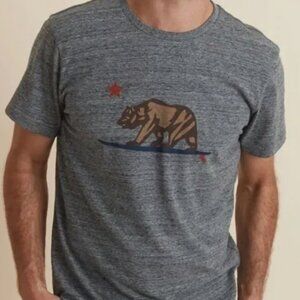 Sz Small Marine Layer Men Signature Crew Graphic Tee, Heather Gray/Surfing Bear